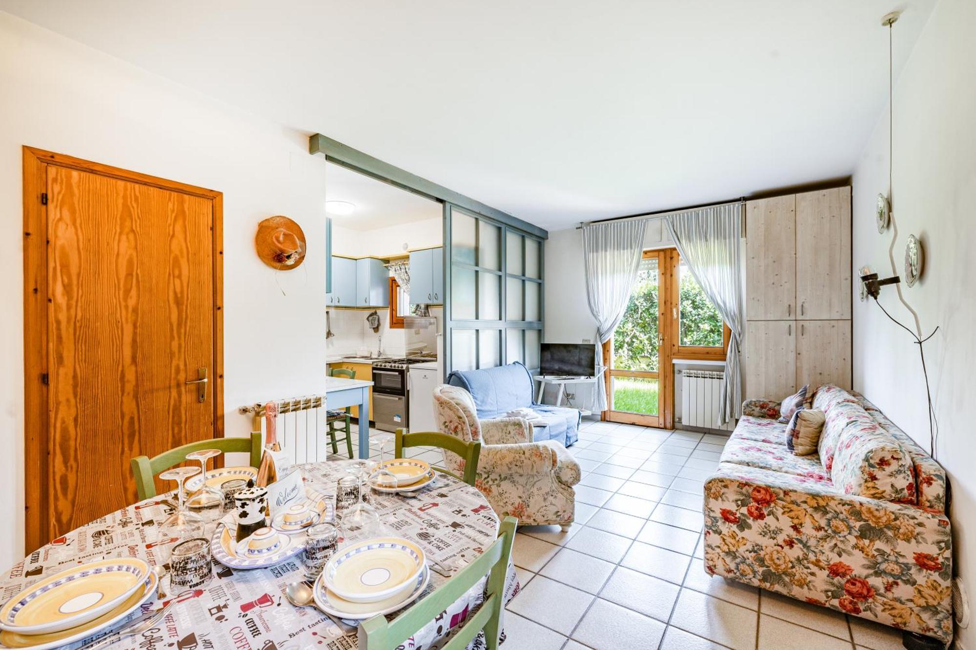 La Chimera 700M From Sea - Happy Rentals Massa  Bagian luar foto